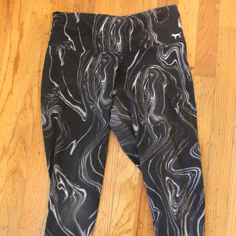 Pink Victoria's Secret marble cotton legging